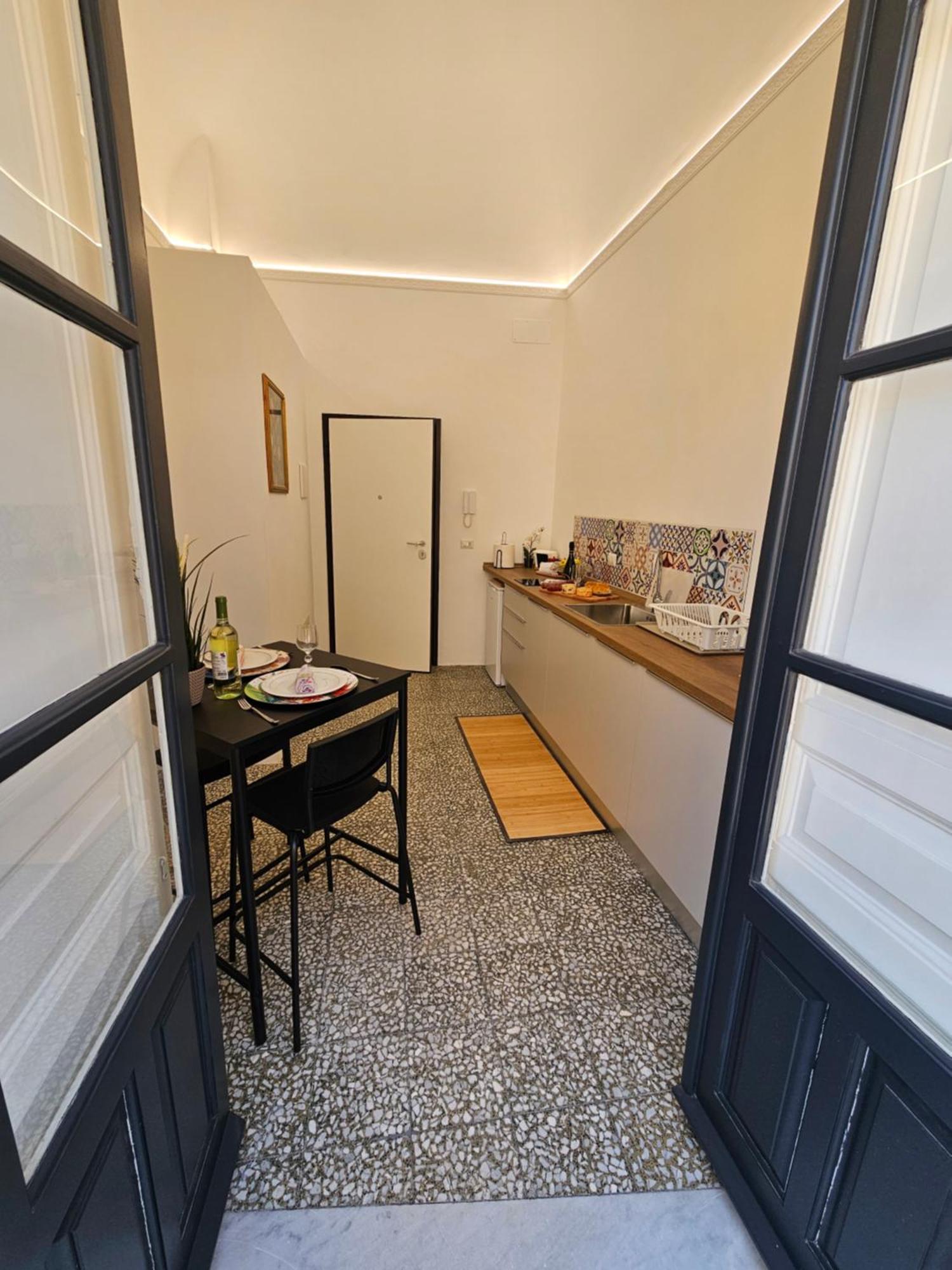 Grey House Apartments كاتانيا المظهر الخارجي الصورة